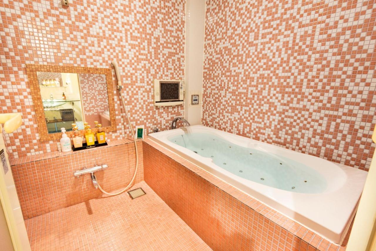 Nagasaki Chapel Coconuts Hotel ＆Resort Isahaya Extérieur photo