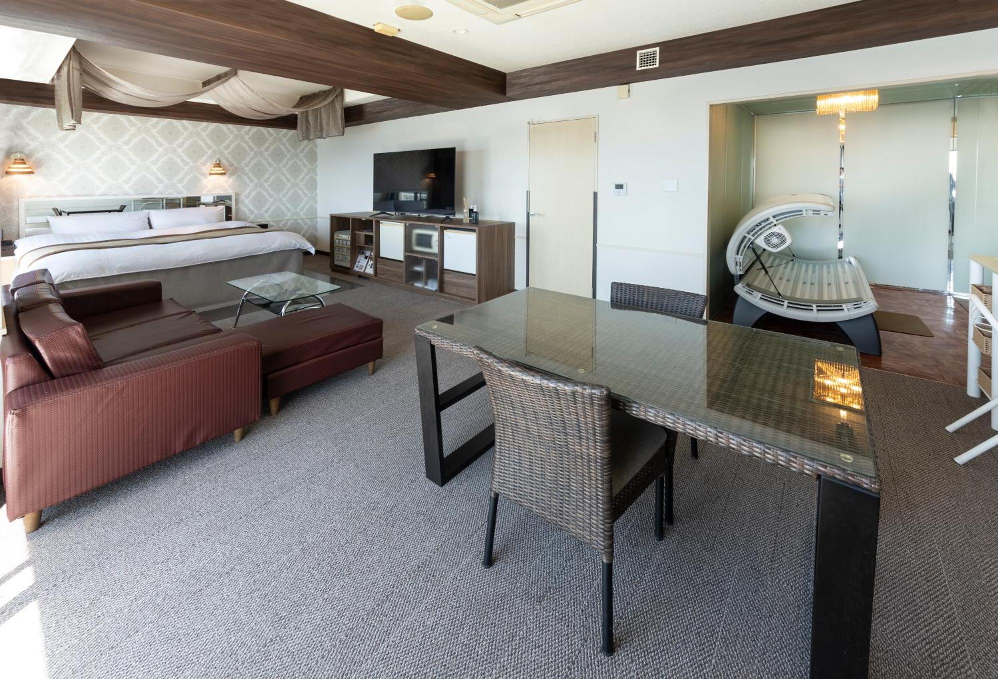 Nagasaki Chapel Coconuts Hotel ＆Resort Isahaya Extérieur photo
