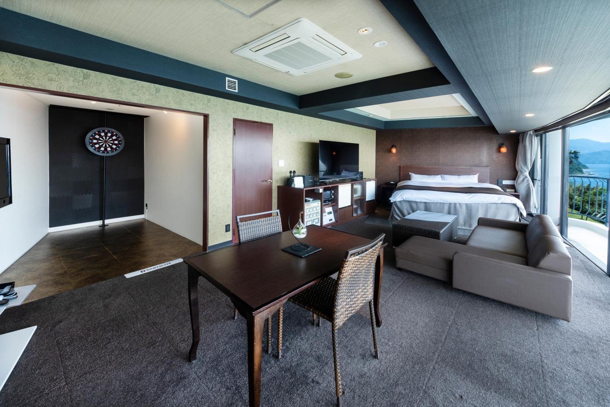Nagasaki Chapel Coconuts Hotel ＆Resort Isahaya Extérieur photo