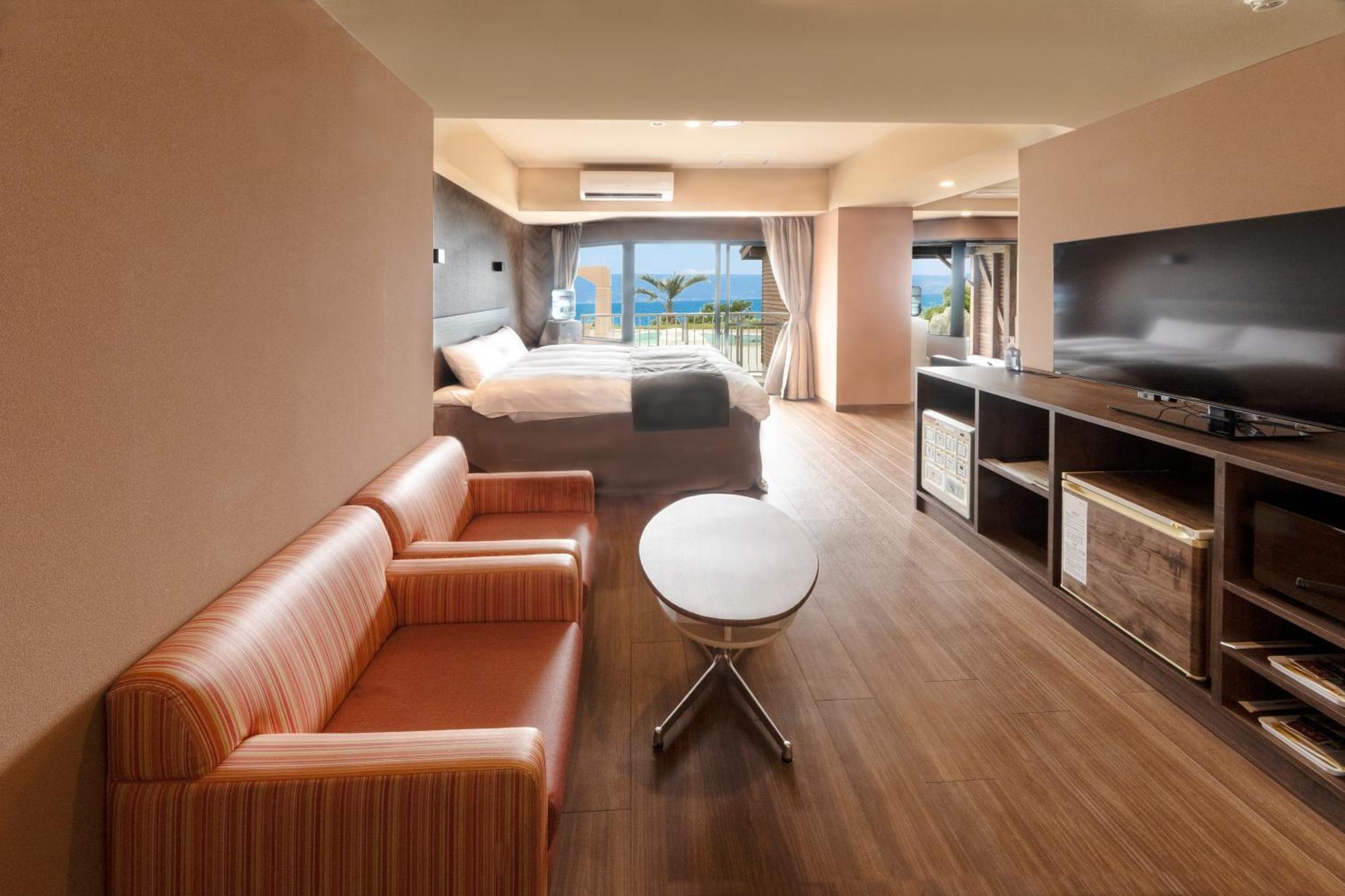 Nagasaki Chapel Coconuts Hotel ＆Resort Isahaya Extérieur photo