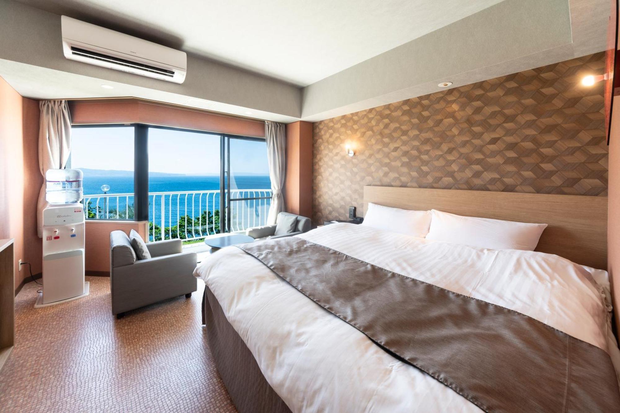 Nagasaki Chapel Coconuts Hotel ＆Resort Isahaya Extérieur photo