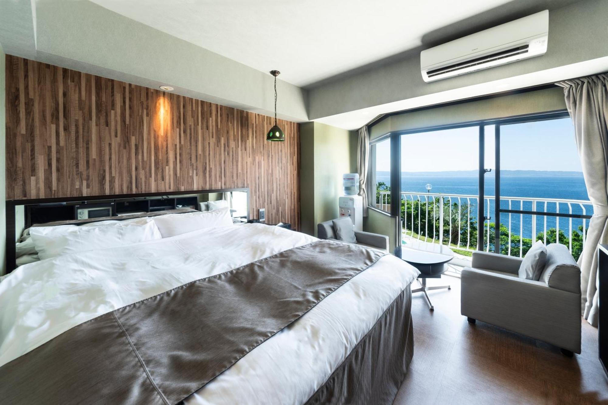 Nagasaki Chapel Coconuts Hotel ＆Resort Isahaya Extérieur photo